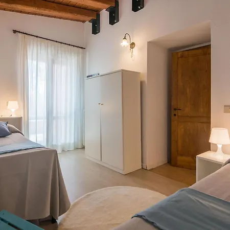 Casa Rossa Villa San Costanzo