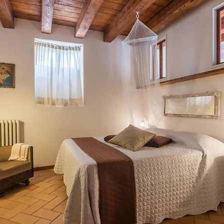 Casa Rossa Villa *