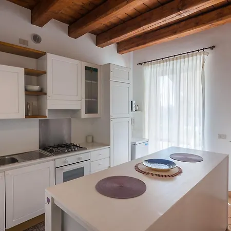 Casa Rossa Villa San Costanzo